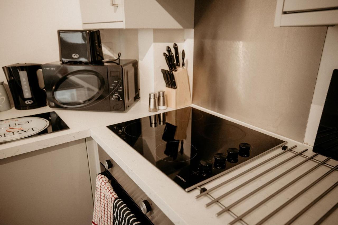 Elthorne Luxury Apartments - Uxbridge Bagian luar foto
