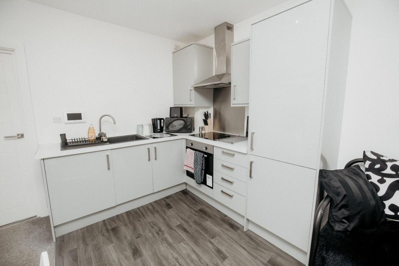 Elthorne Luxury Apartments - Uxbridge Bagian luar foto