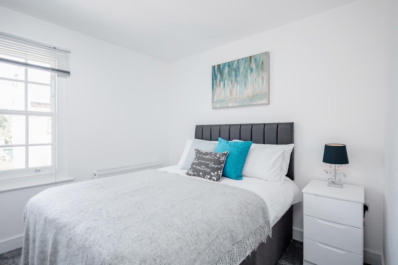 Elthorne Luxury Apartments - Uxbridge Bagian luar foto